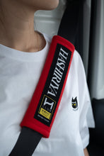 Load image into Gallery viewer, Hashiriya Club Seatbelt Cover